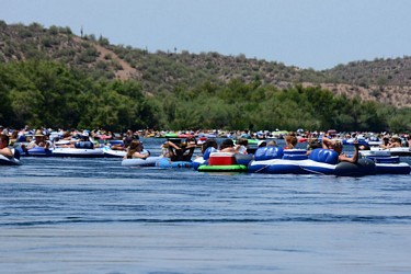 Kayaking down the Salt River, Arizona (August 2016)